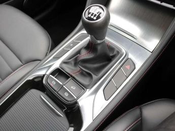 MG HS 1.5 T-GDI Trophy 5dr