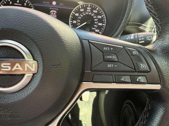 Nissan Juke 1.0 DiG-T 114 N-Connecta 5dr
