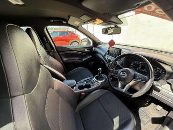 Nissan Juke 1.0 DiG-T 114 N-Connecta 5dr