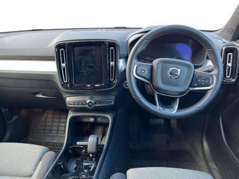 Volvo XC40 2.0 B3P Plus Dark 5dr Auto