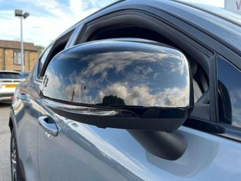 Volvo XC40 2.0 B3P Plus Dark 5dr Auto