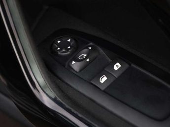 Peugeot 208 1.2 PureTech 82 Signature 5dr [Start Stop]