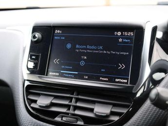 Peugeot 208 1.2 PureTech 82 Signature 5dr [Start Stop]