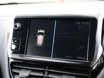 Peugeot 208 1.2 PureTech 82 Signature 5dr [Start Stop]