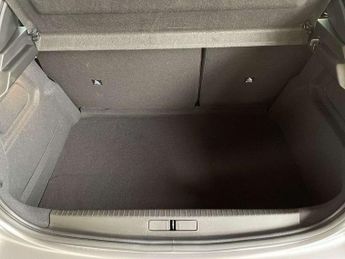 Peugeot 208 1.2 PureTech 100 Active Premium 5dr EAT8