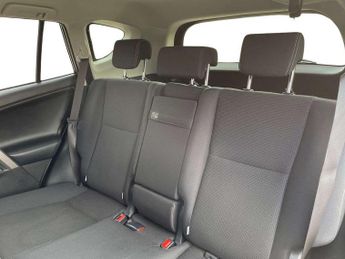 Toyota RAV4 2.5 VVT-i Hybrid Icon TSS 5dr CVT [Cloth] 2WD