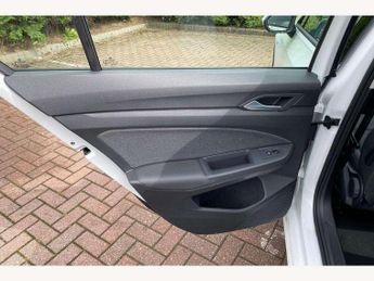 Volkswagen Golf 1.5 TSI Life 5dr
