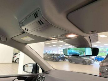 Volkswagen Tiguan 2.0 TDi 150 SE Nav 5dr