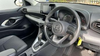 Toyota Yaris 1.5 Hybrid Icon 5dr CVT