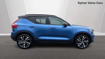 Volvo XC40 2.0 T4 R DESIGN Pro 5dr AWD Geartronic
