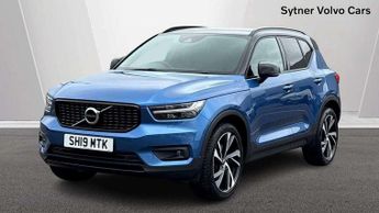 Volvo XC40 2.0 T4 R DESIGN Pro 5dr AWD Geartronic