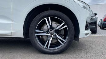 Volvo XC60 2.0 D4 R DESIGN 5dr Geartronic