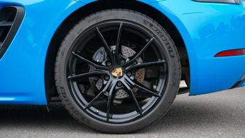 Porsche Cayman 2.0 2dr PDK