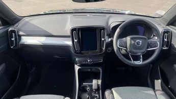 Volvo XC40 2.0 B3P Plus Dark 5dr Auto