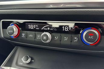 Audi Q3 45 TFSI e Technik 5dr S Tronic
