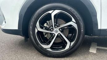 MG HS 1.5 T-GDI Trophy 5dr DCT