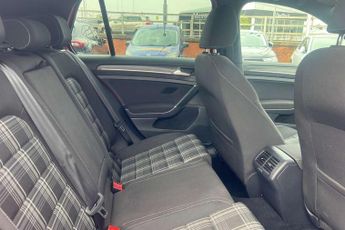 Volkswagen Golf 2.0 TDI 184 GTD 5dr DSG