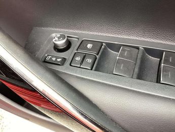 Toyota Corolla 1.8 VVT-i Hybrid Excel 5dr CVT