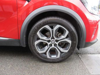 Renault Captur 1.6 E-TECH PHEV 160 SE Edition 5dr Auto