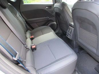 Renault Captur 1.6 E-Tech Full Hybrid 145 Esprit Alpine 5dr Auto