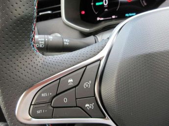 Renault Clio 1.6 E-TECH full hybrid 145 Esprit Alpine 5dr Auto