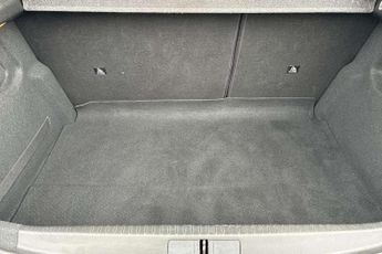 Peugeot 208 1.2 PureTech 100 Allure Premium 5dr