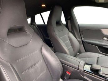 Mercedes-Benz CLA Shooting Brake CLA 180 AMG Line 5dr Tip Auto