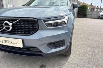 Volvo XC40 Recharge 1.5 T5 Recharge PHEV R DESIGN 5dr Auto