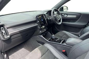 Volvo XC40 Recharge 1.5 T5 Recharge PHEV R DESIGN 5dr Auto