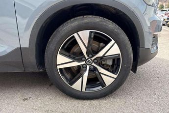 Volvo XC40 Recharge 1.5 T5 Recharge PHEV R DESIGN 5dr Auto