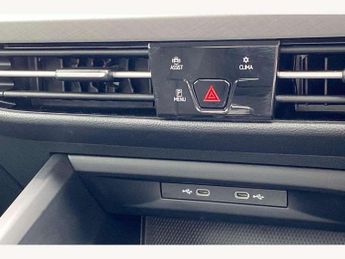 Volkswagen Golf 1.0 TSI Life 5dr