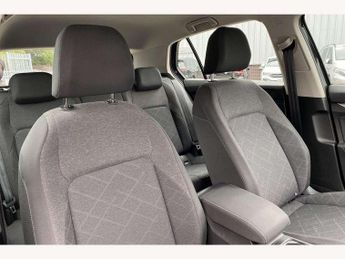 Volkswagen Golf 1.5 TSI Life 5dr