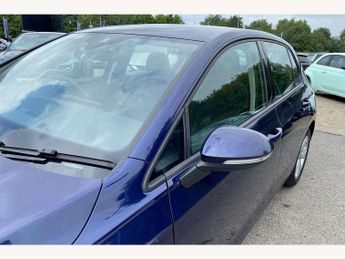 Volkswagen Golf 2.0 TDI Life 5dr DSG