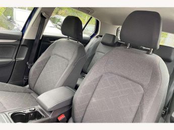 Volkswagen Golf 2.0 TDI Life 5dr DSG