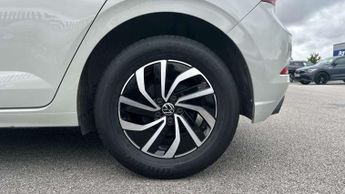 Volkswagen Polo 1.0 TSI Life 5dr