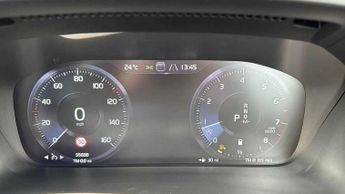 Volvo XC40 2.0 B4P R DESIGN 5dr Auto