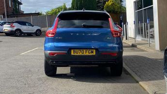 Volvo XC40 2.0 B4P R DESIGN 5dr Auto