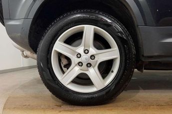 Land Rover Defender 3.0 D300 SE 110 5dr Auto