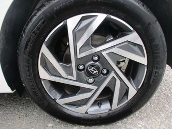 Hyundai i20 1.0T GDi Advance 5dr