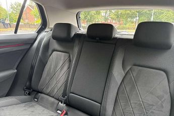 Volkswagen Golf 1.5 eTSI 150 Style 5dr DSG