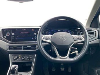 Volkswagen Polo 1.0 TSI Life 5dr