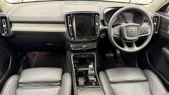 Volvo XC40 2.0 B3P Ultimate Dark 5dr Auto