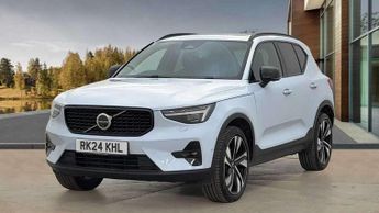 Volvo XC40 2.0 B3P Ultimate Dark 5dr Auto