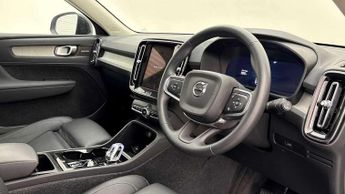 Volvo XC40 2.0 B3P Ultimate Dark 5dr Auto