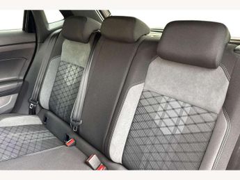 Volkswagen Polo 1.0 TSI 110 R-Line 5dr DSG