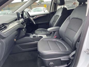Ford Kuga 2.0 EcoBlue 190 Titanium 5dr Auto AWD