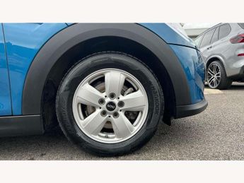 MINI Hatchback 5dr 1.5 Cooper Classic 5dr Auto