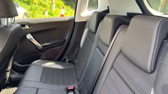 Peugeot 2008 1.2 PureTech 130 Allure 5dr
