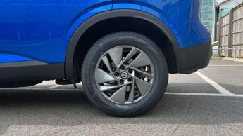 Nissan Qashqai 1.3 DiG-T MH 158 Acenta Premium 5dr Xtronic