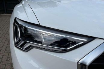 Audi Q3 35 TFSI S Line 5dr S Tronic [Tech Pack]